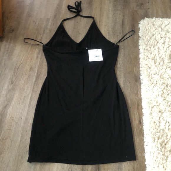 Missguided ribbed halter mini dress - Picture 3 of 7